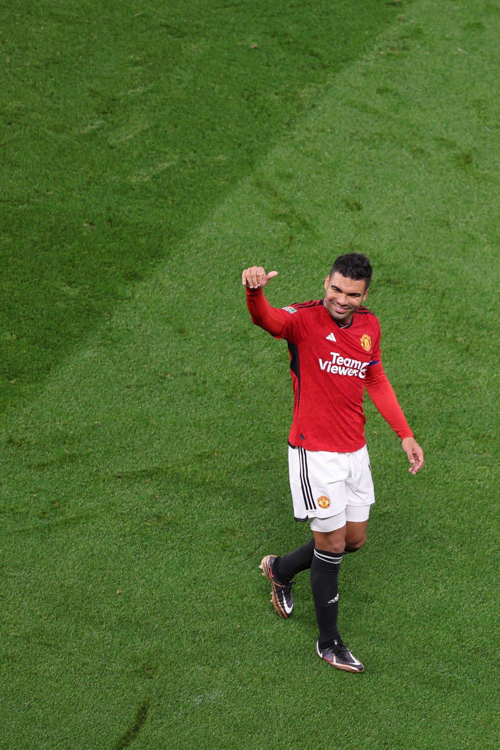 九游体育-西亚卡姆焦点对战，Ming与60激战曼联分钟，败北胜负难料！-九游体育