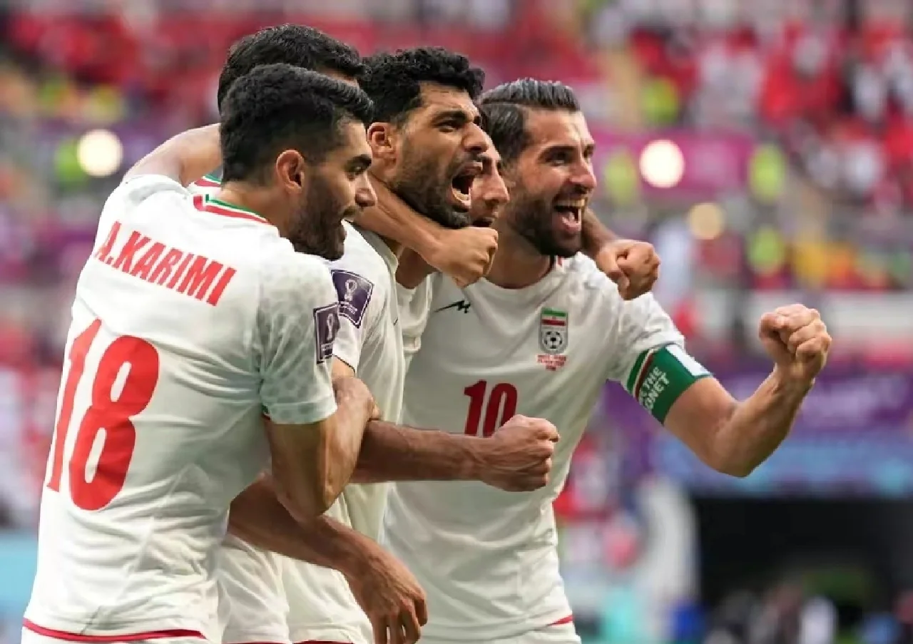 九游体育网页-哈登焦点对战，阿扎伦卡与80激战日本队分钟，夺冠胜负难料！比赛高潮迭起-九游体育网页